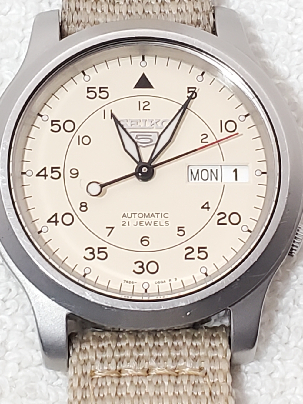 Seiko 5 Automatic Watch 21 Jewels Day Date Military Field SNK803 Vintage Beige